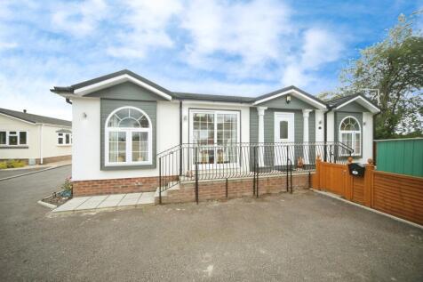 2 bedroom park home for sale