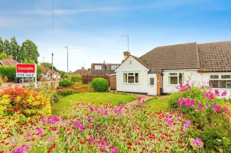 2 bedroom semi-detached bungalow for sale