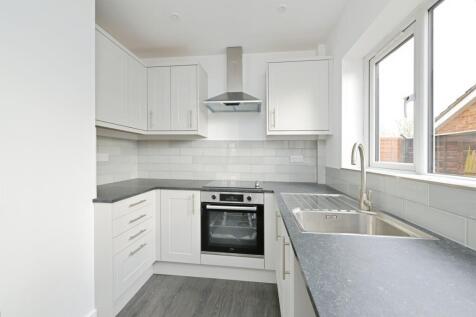 2 bedroom semi-detached bungalow for sale