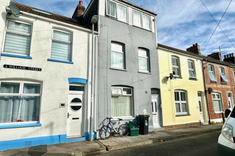 5 bedroom terraced house for sale