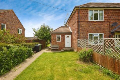 2 bedroom house for sale