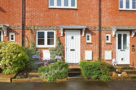 4 bedroom terraced house for sale