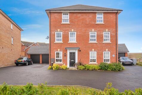 4 bedroom town house for sale