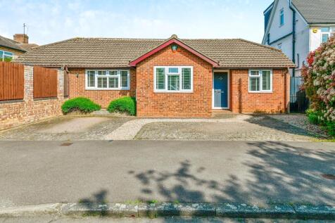 3 bedroom bungalow for sale