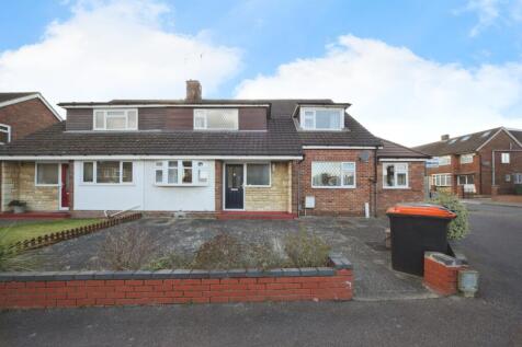 4 bedroom semi-detached house for sale