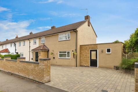3 bedroom end of terrace house for sale