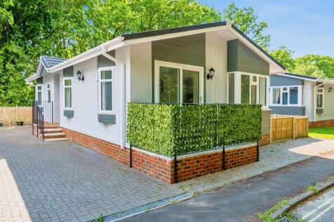 2 bedroom park home for sale