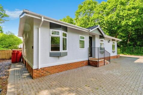 2 bedroom park home for sale