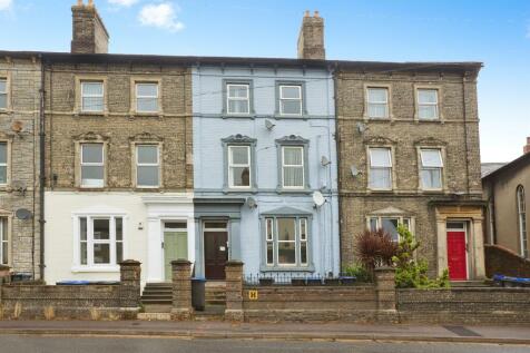 6 bedroom terraced house for sale