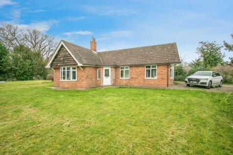 3 bedroom detached bungalow for sale