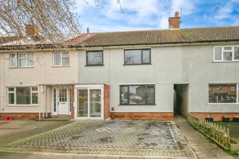 3 bedroom terraced house for sale