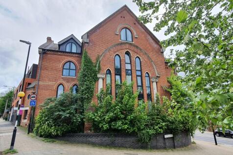 2 bedroom ground floor flat for sale