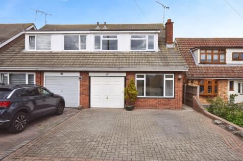 3 bedroom semi-detached house for sale