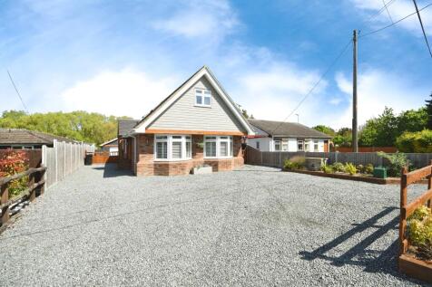 4 bedroom bungalow for sale