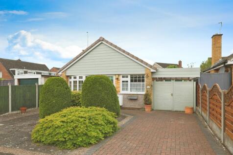 2 bedroom detached bungalow for sale