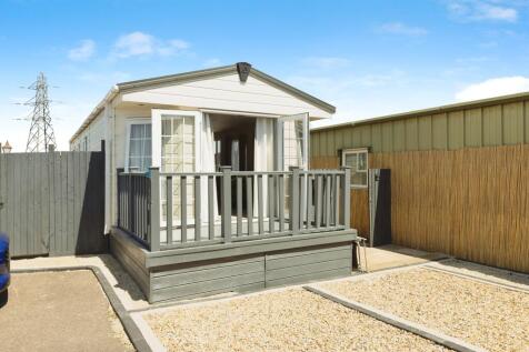 2 bedroom park home for sale