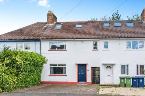 4 bedroom terraced house for sale