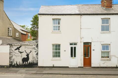 2 bedroom semi-detached house for sale