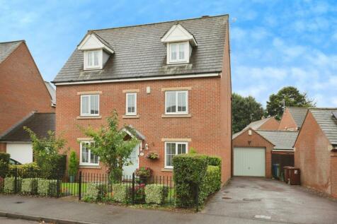 5 bedroom detached house for sale