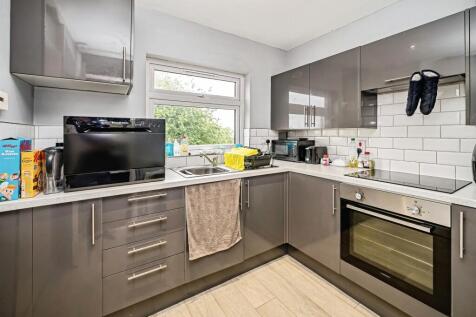 1 bedroom flat for sale