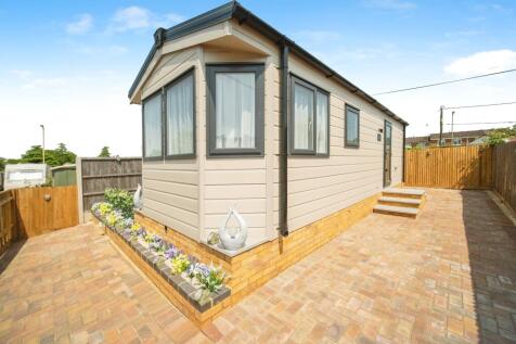2 bedroom park home for sale