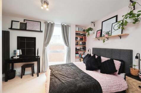 1 bedroom flat for sale