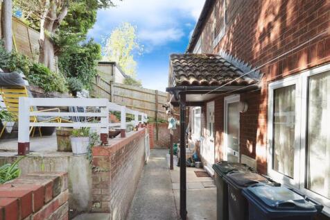 1 bedroom terraced house for sale