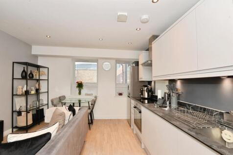 1 bedroom flat for sale