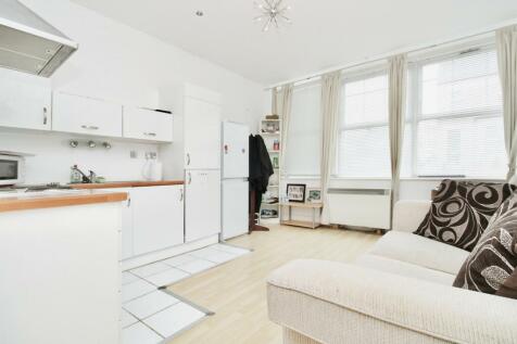 1 bedroom ground floor flat for sale