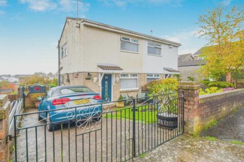 2 bedroom semi-detached house for sale