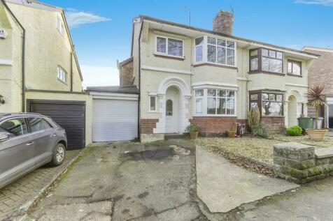 4 bedroom semi-detached house for sale