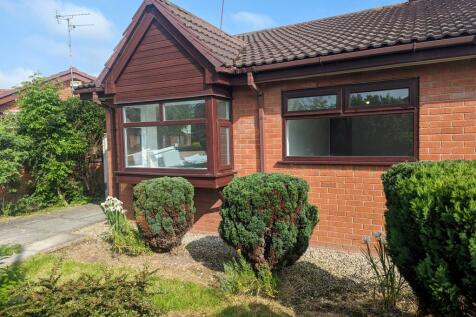 2 bedroom semi-detached bungalow for sale