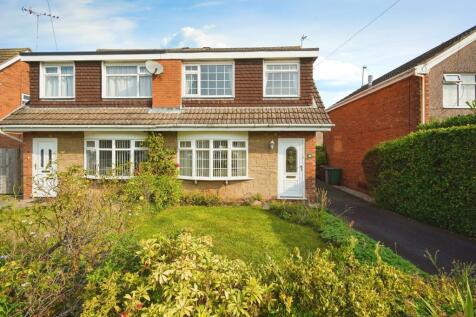 3 bedroom semi-detached house for sale