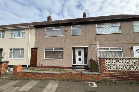 3 bedroom terraced house for sale