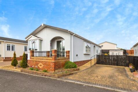2 bedroom park home for sale
