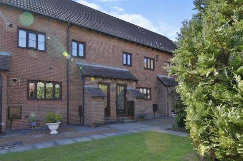 2 bedroom maisonette for sale
