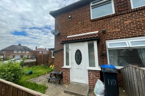 2 bedroom semi-detached house for sale