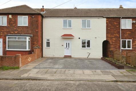 3 bedroom terraced house for sale