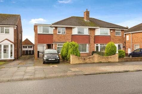 5 bedroom semi-detached house for sale