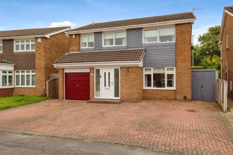 4 bedroom detached house for sale