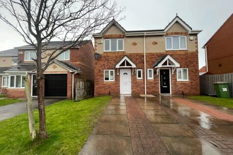2 bedroom semi-detached house for sale