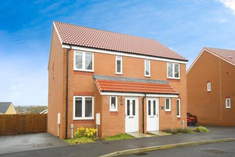 2 bedroom semi-detached house for sale