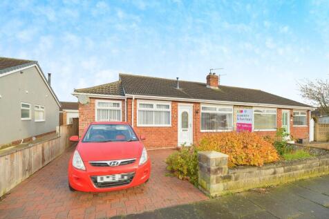 2 bedroom semi-detached bungalow for sale