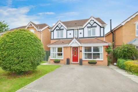 4 bedroom detached house for sale