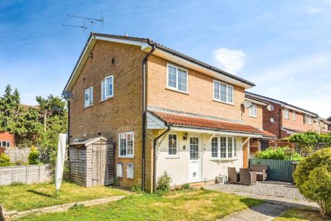 2 bedroom cluster house for sale
