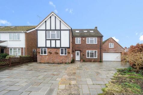 6 bedroom detached house for sale