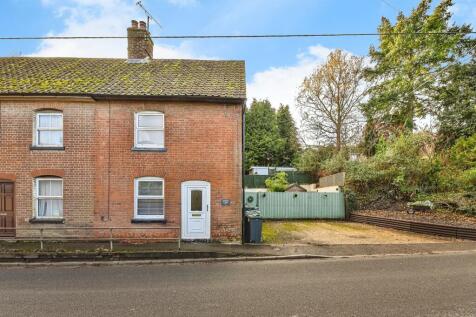 3 bedroom end of terrace house for sale