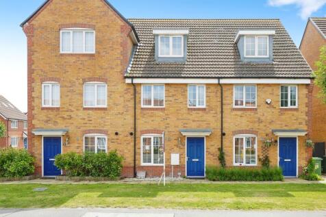 3 bedroom terraced house for sale