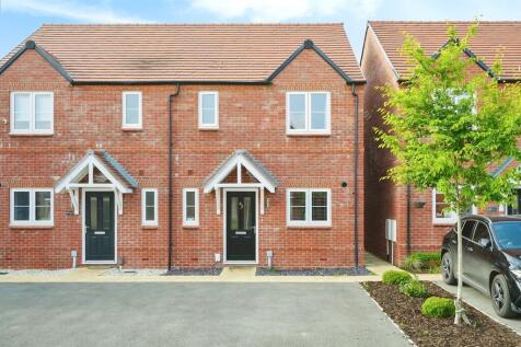 2 bedroom semi-detached house for sale