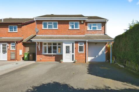 5 bedroom detached house for sale